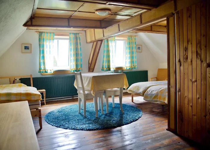 1256 Chalet